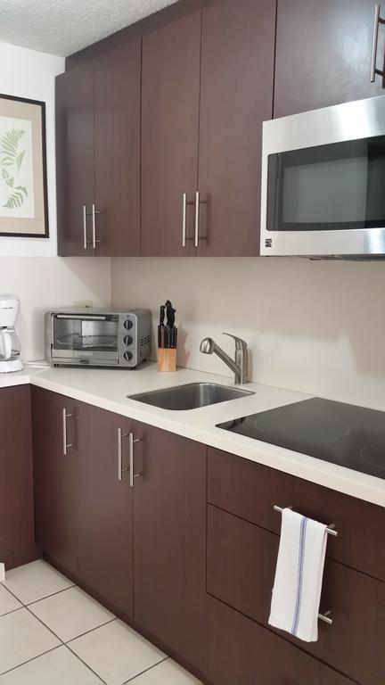 Beachfront Coral Beach Condo 산후안 외부 사진