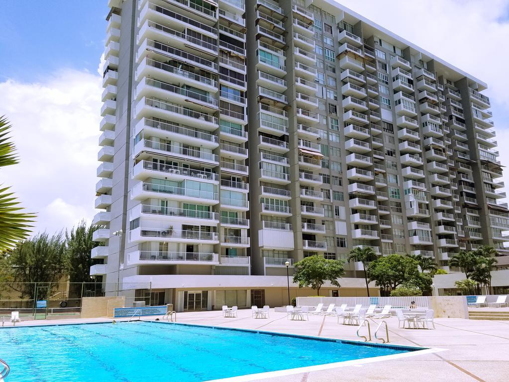 Beachfront Coral Beach Condo 산후안 외부 사진