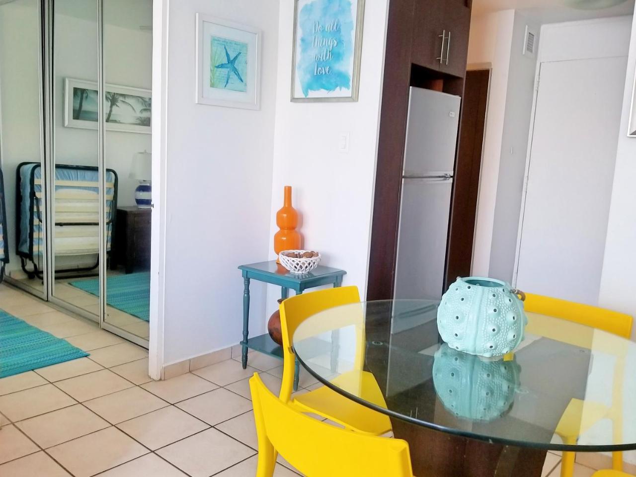 Beachfront Coral Beach Condo 산후안 외부 사진