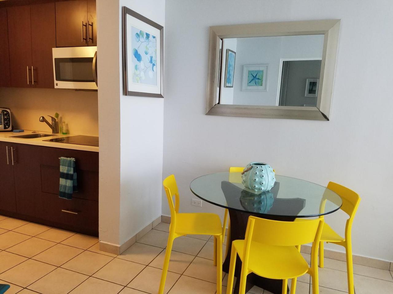 Beachfront Coral Beach Condo 산후안 외부 사진